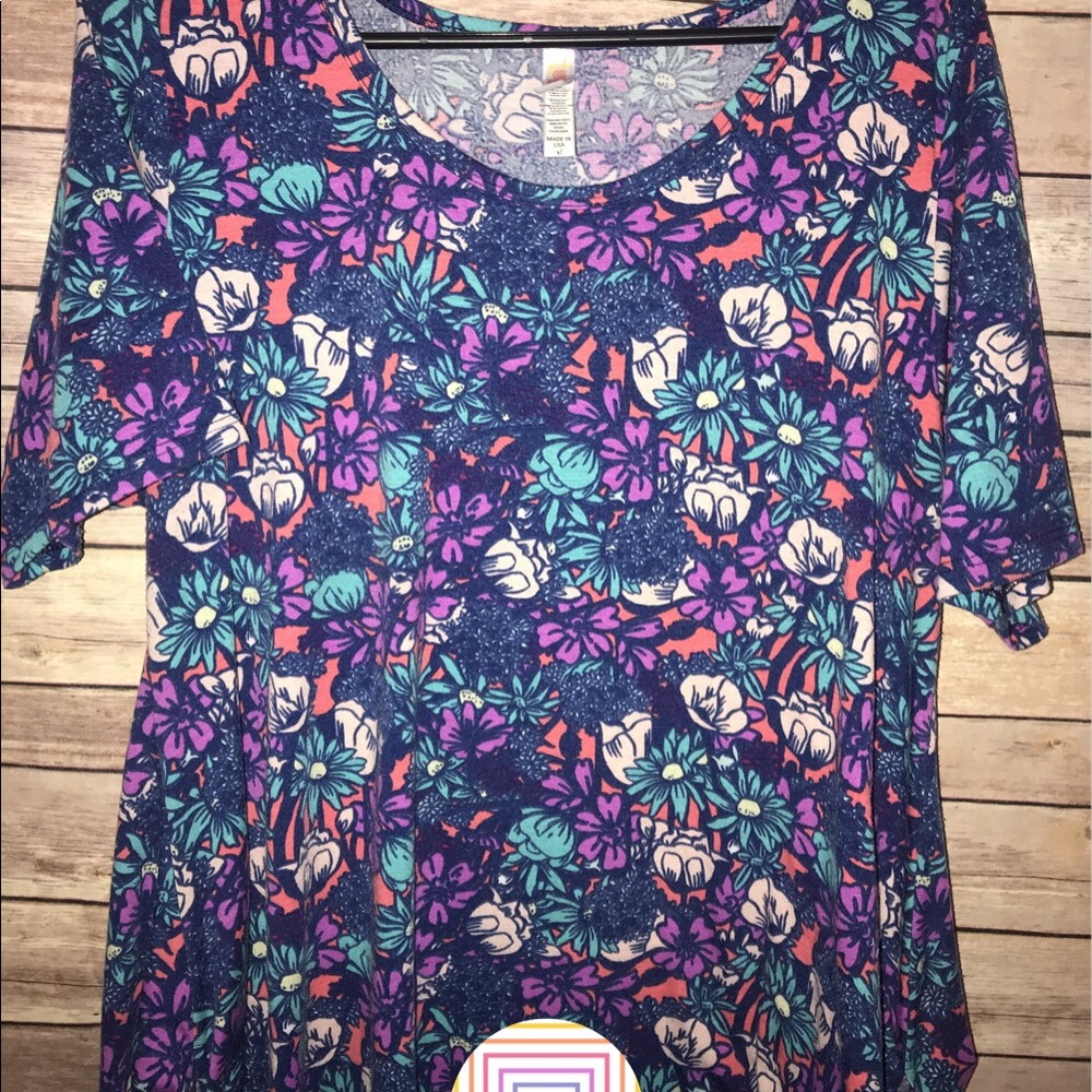 Lularoe Perfect T